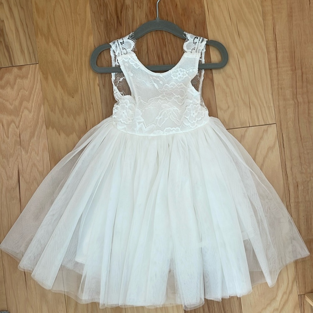 Lace and tulle Flower girl dress